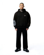 Felpa nera ricamata Keiso vista frontale, hoodie boxy fit edizione limitata